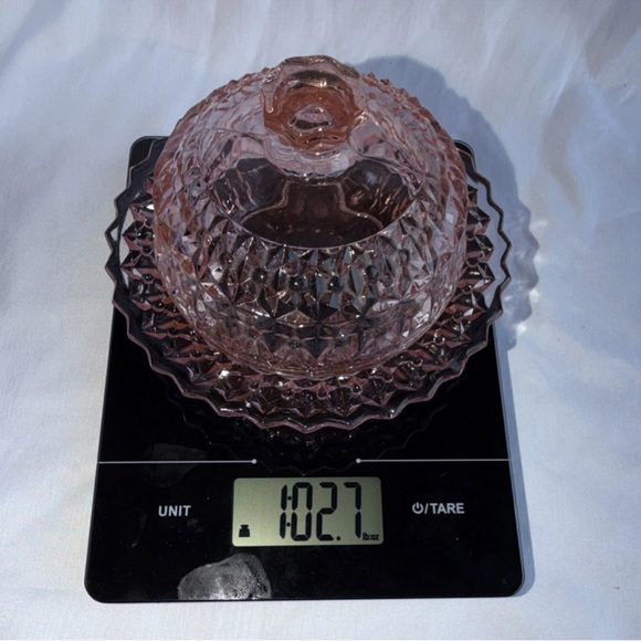 Vintage Pink Depression Glass Round Covered Butter Dish - Diamond Point - Picture 8 of 13